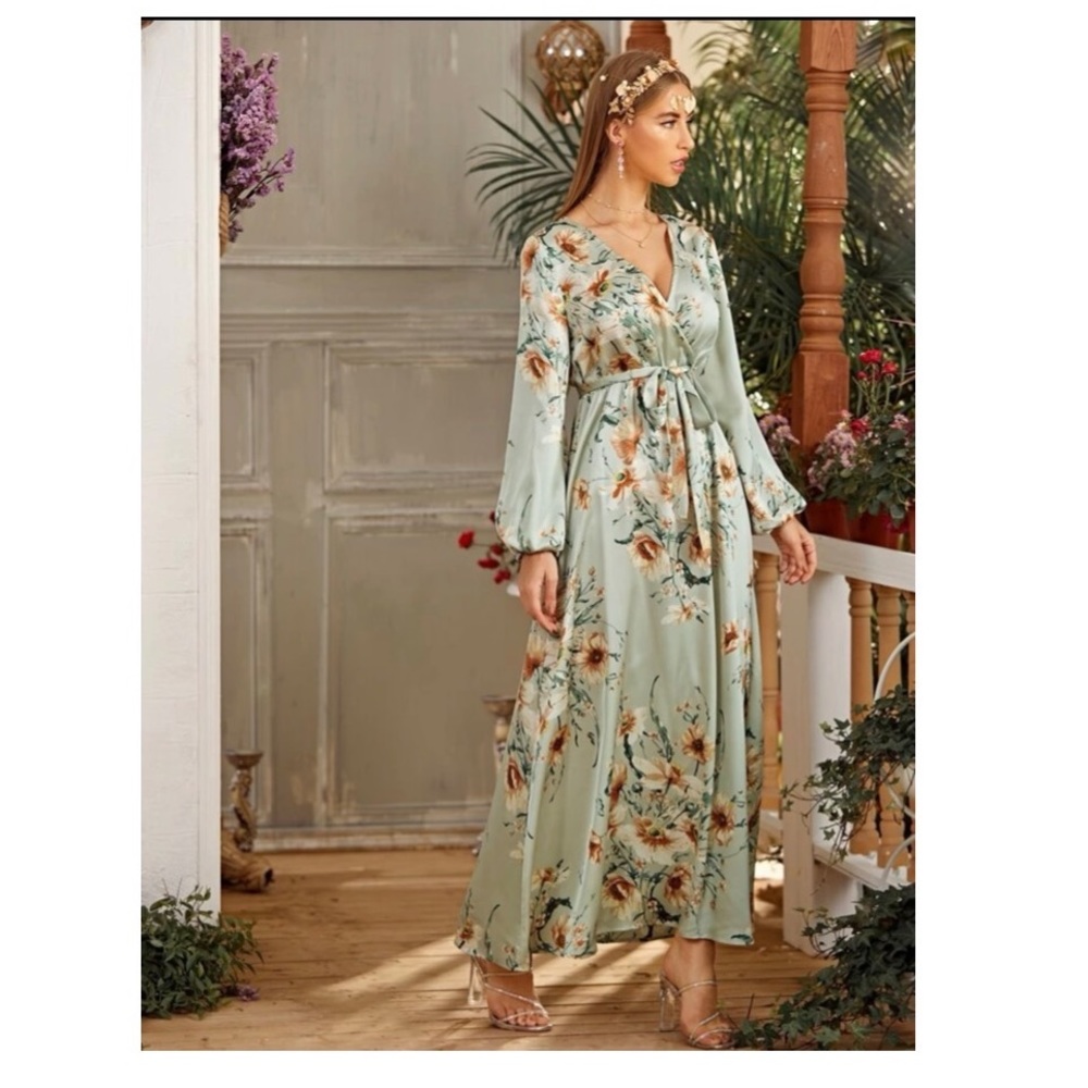 SHEIN Floral Print Self Belted Balloon Sleeve Wrap Dress. Size Large. New